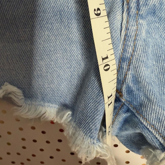 Madewell Relaxed Denim Shorts - Picture 3 of 8